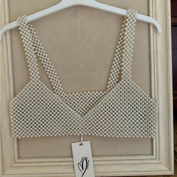 Red Berry Fashion white pearl cropped tank top NWT S - Picture 4 of 9